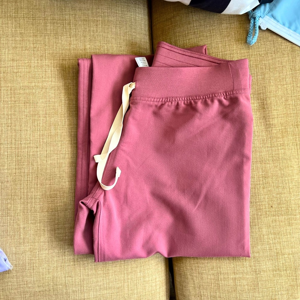 XS/R Figs: Mauve Livingston NWOT